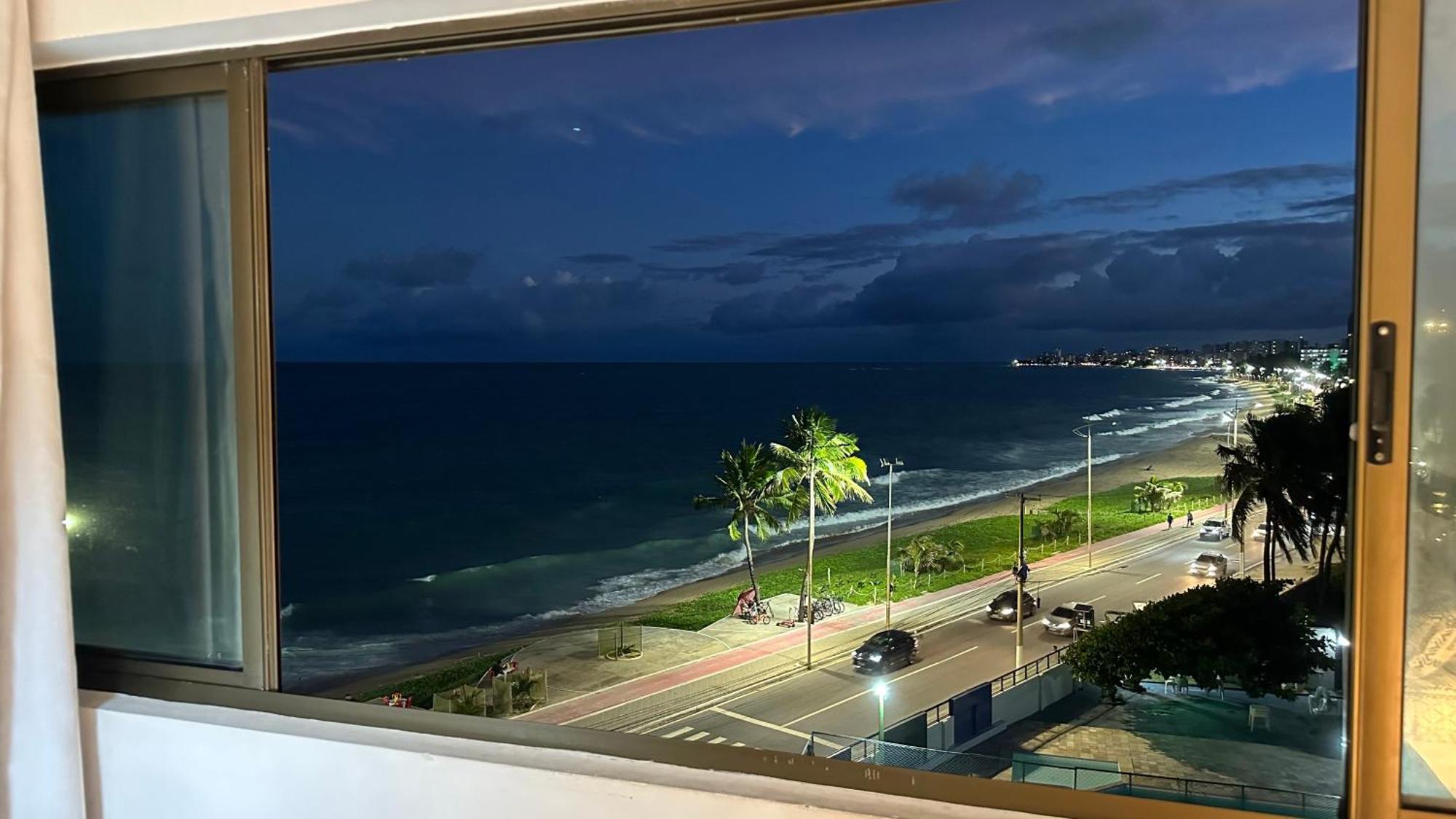 Flat Em Hotel De Luxo Beira Mar Da Grife Ritz Suites Com Vista Ampla Para Todo O Mar Da Cruz Das Almas, Jatiuca E Ponta Verde, Com Toda Estrutura De Um Hotel Lindo E Arrojado, Academia, Piscina E Muito Mais, Venha Viver Essa Experiencia Incrivel! Maceió エクステリア 写真
