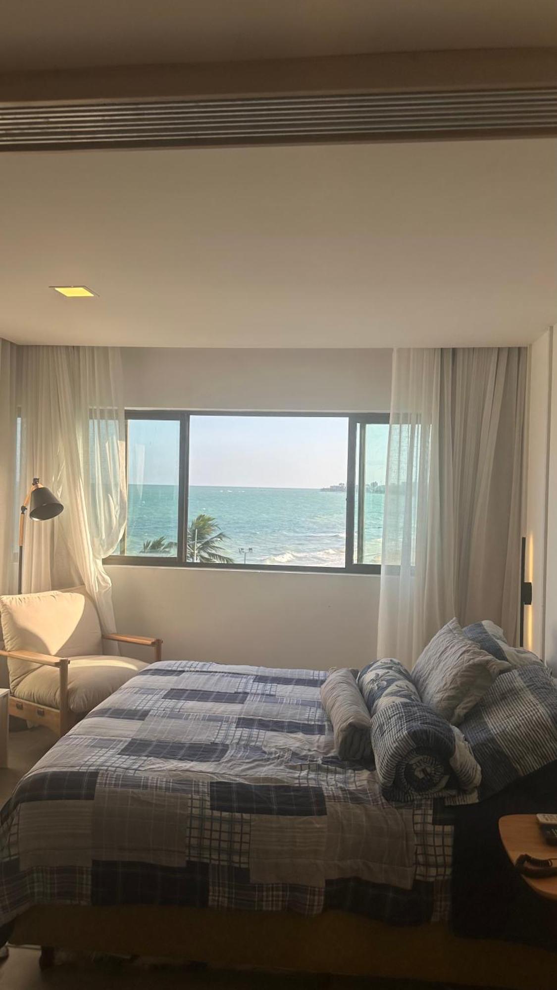 Flat Em Hotel De Luxo Beira Mar Da Grife Ritz Suites Com Vista Ampla Para Todo O Mar Da Cruz Das Almas, Jatiuca E Ponta Verde, Com Toda Estrutura De Um Hotel Lindo E Arrojado, Academia, Piscina E Muito Mais, Venha Viver Essa Experiencia Incrivel! Maceió エクステリア 写真